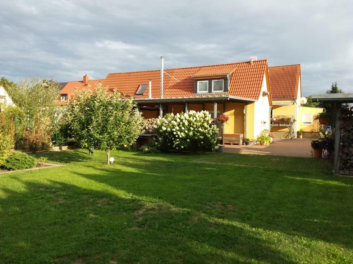 Kleines Zuhause Leilighet Magdeburg Eksteriør bilde
